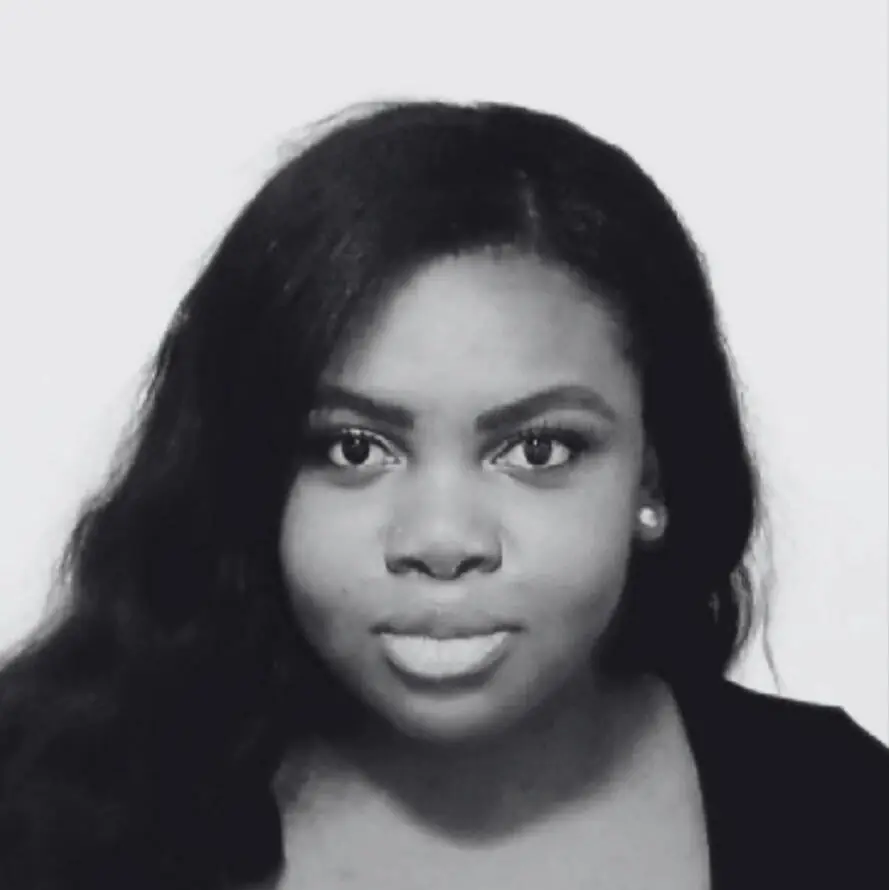 headshot of Elise Wynen (Hennebry) in black and white